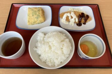 岡山市西崎『まいどおおきに食堂』ネギ玉子焼きと卵かけごはん朝食！